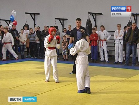 Первенство ЦФО по рукопашному бою прошло в Калуге