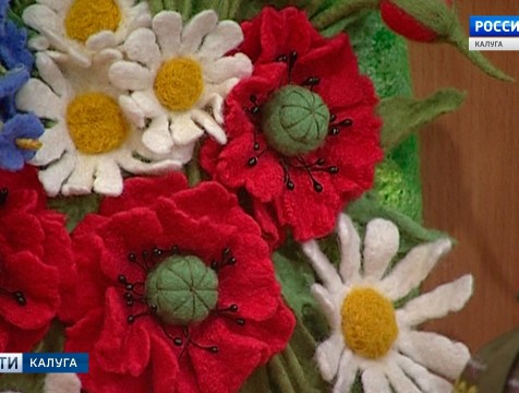 Выставка работ рукодельниц Малоярославца открылась в Калуге