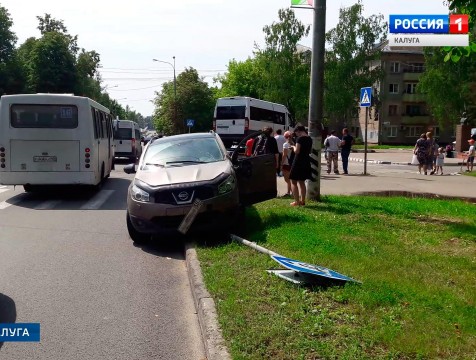Пассажиры маршрутного такси пострадали в Обнинске в результате ДТП