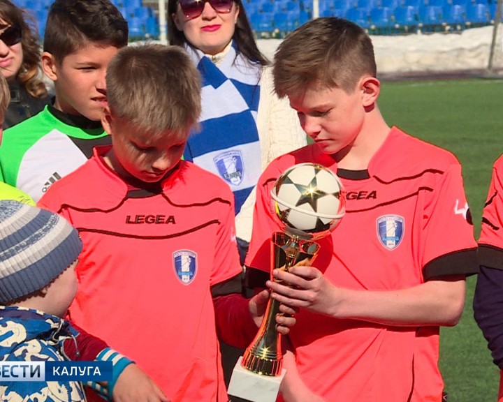Футбол-финал1-0408.jpg