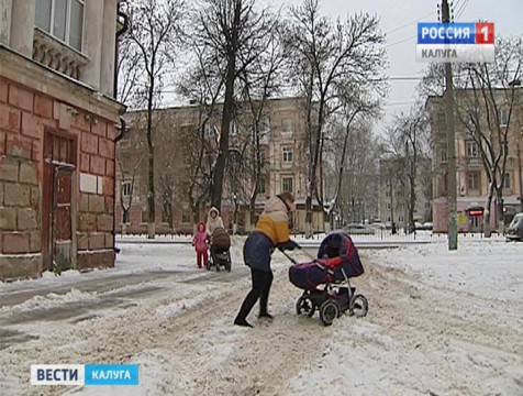 Управляющие компании не справляются с уборкой снега во дворах